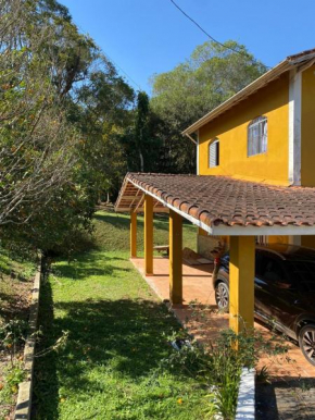 Chácara Ibiuna com Piscina e churrasqueira- Mundo de oz